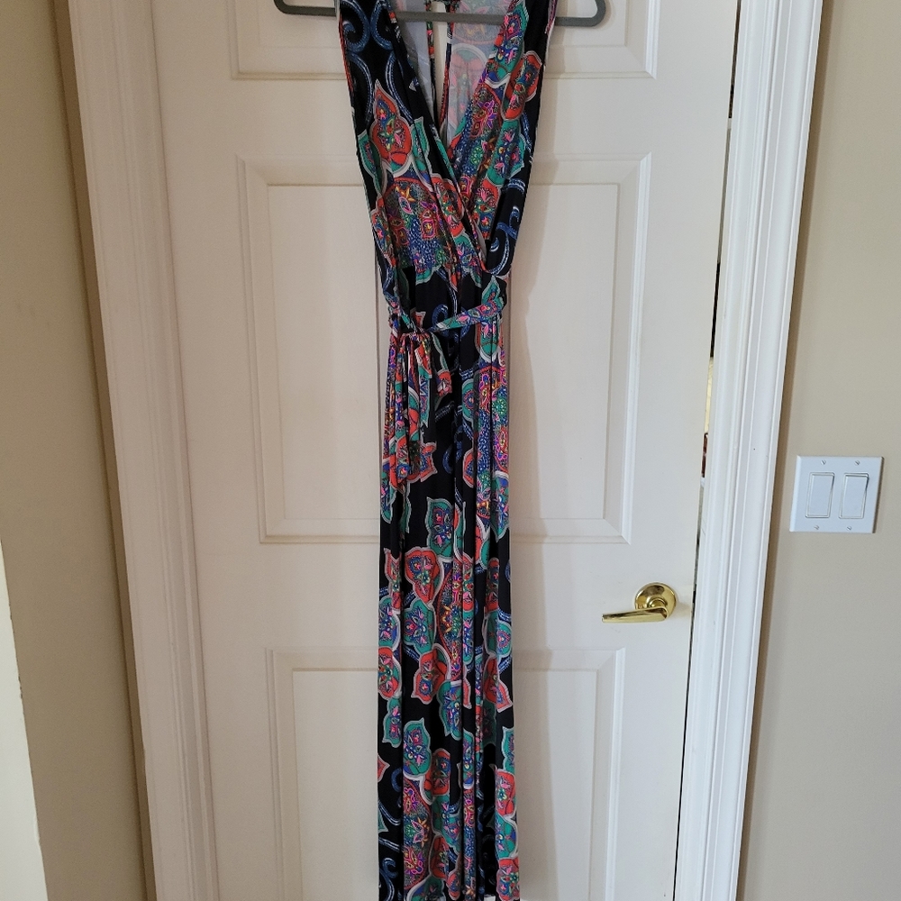 Stunning Multicolored Medallion Maxi Dress